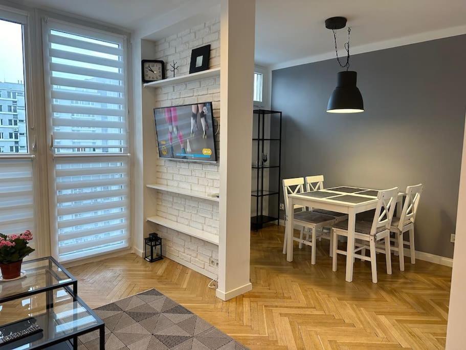 Project Comfort Apartament Grzybowska 30/1211 وارسو المظهر الخارجي الصورة
